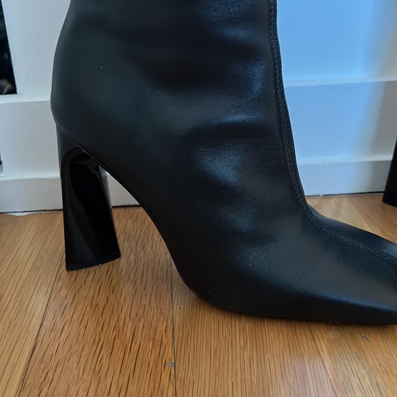 ASOS design Eagle leather high heel square toe boots - Picture 4 of 7